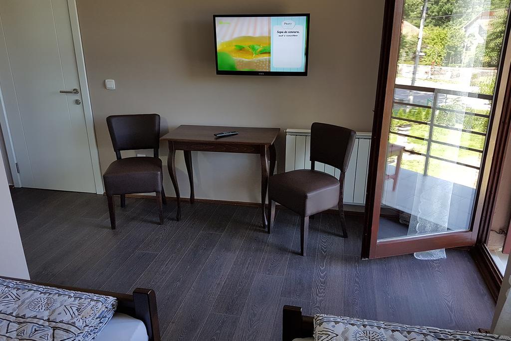 Apartmani Simic Valjevo Ngoại thất bức ảnh