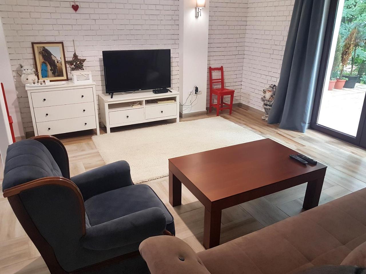 Apartmani Simic Valjevo Ngoại thất bức ảnh