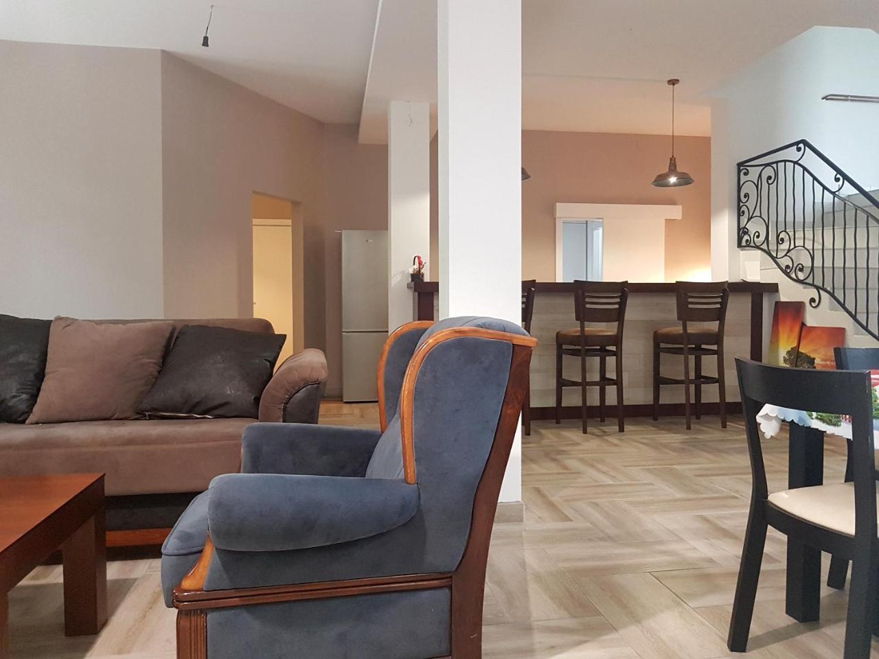 Apartmani Simic Valjevo Ngoại thất bức ảnh