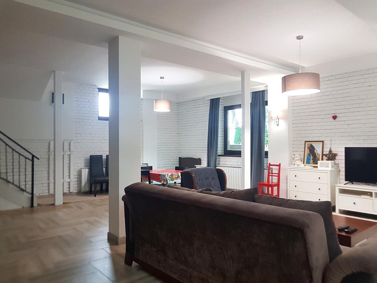 Apartmani Simic Valjevo Ngoại thất bức ảnh